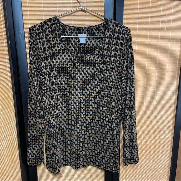 Geometric-Print Layering Tee - Picture 4 of 9